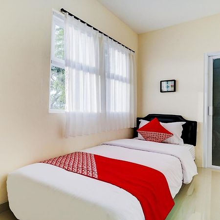 Super Oyo 90778 River Inn Malioboro 日惹 外观 照片