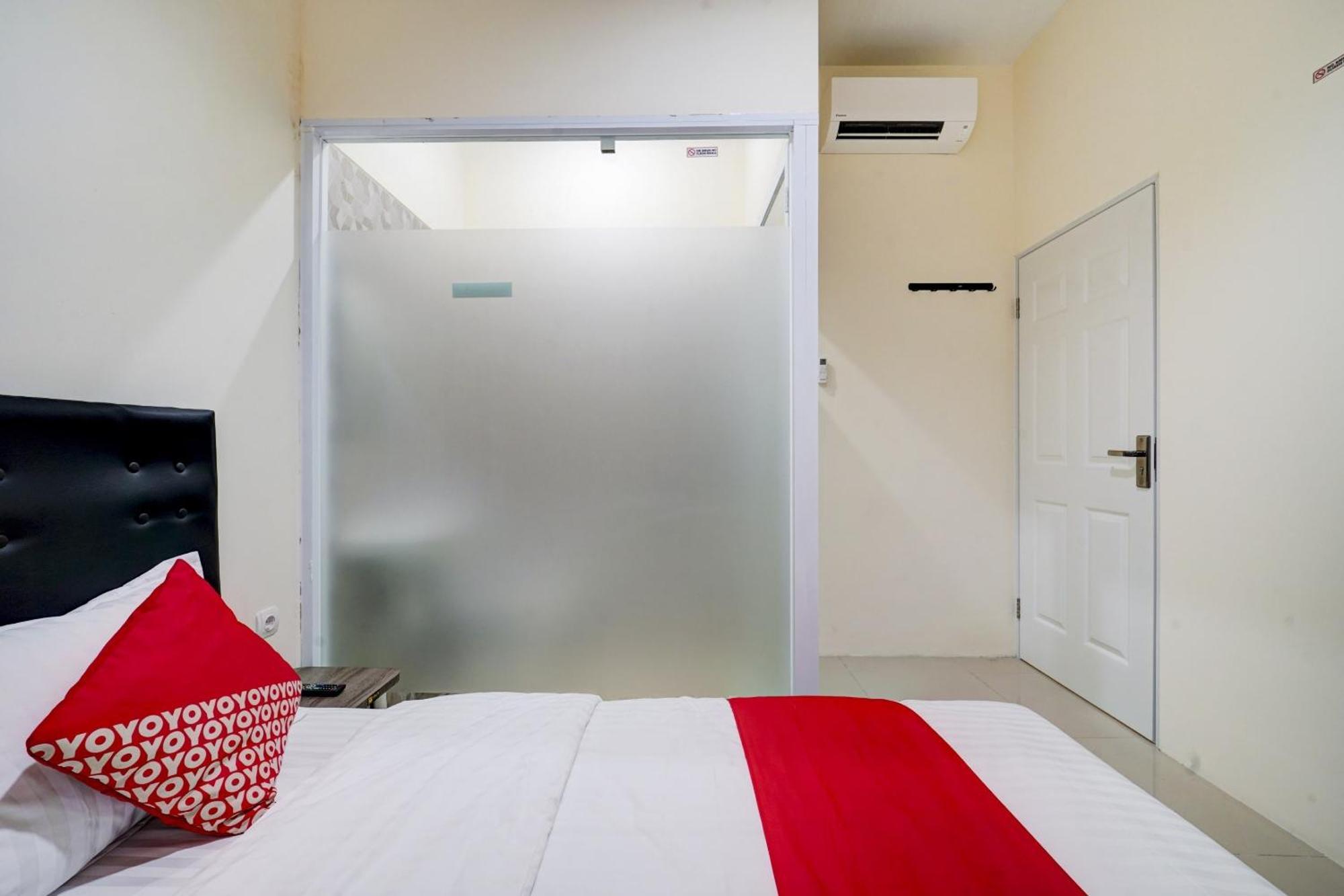 Super Oyo 90778 River Inn Malioboro 日惹 外观 照片